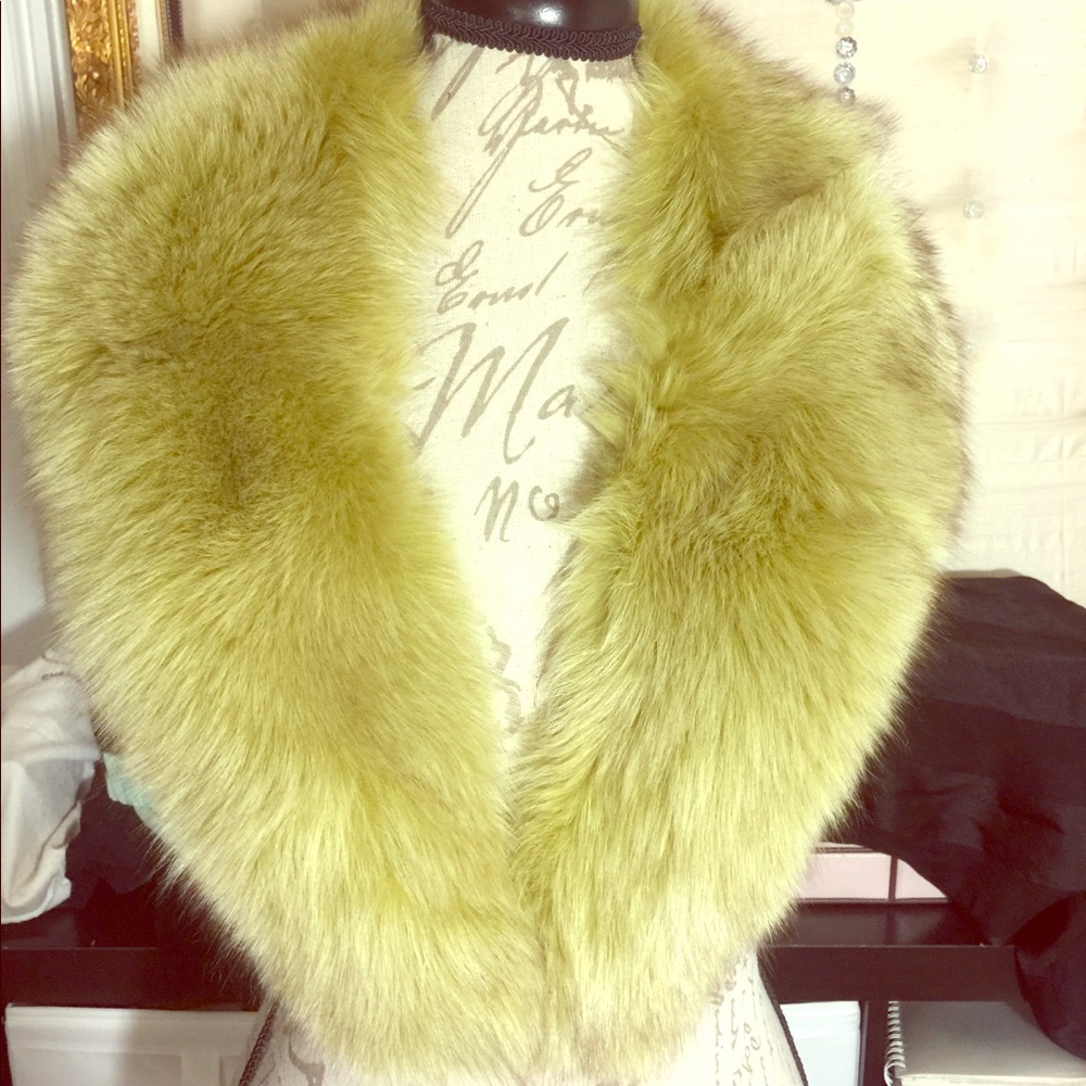 Mink fur collar piece